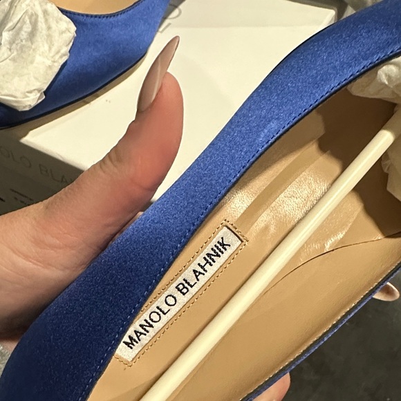 Manolo Blahnik Royal Blue Heels - Picture 2 of 6